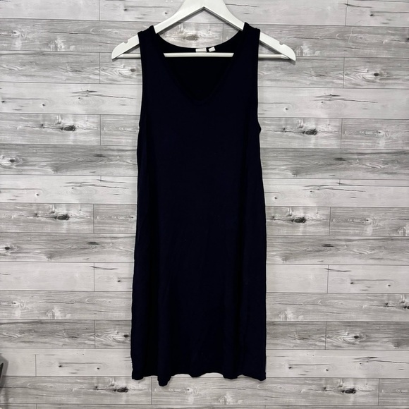 GAP Black Sheath Mini Dress Sleeveless Bateau - Picture 3 of 5